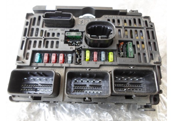 корпус блока запобіжників bsm Peugeot 407,1.6hdi,9658539180